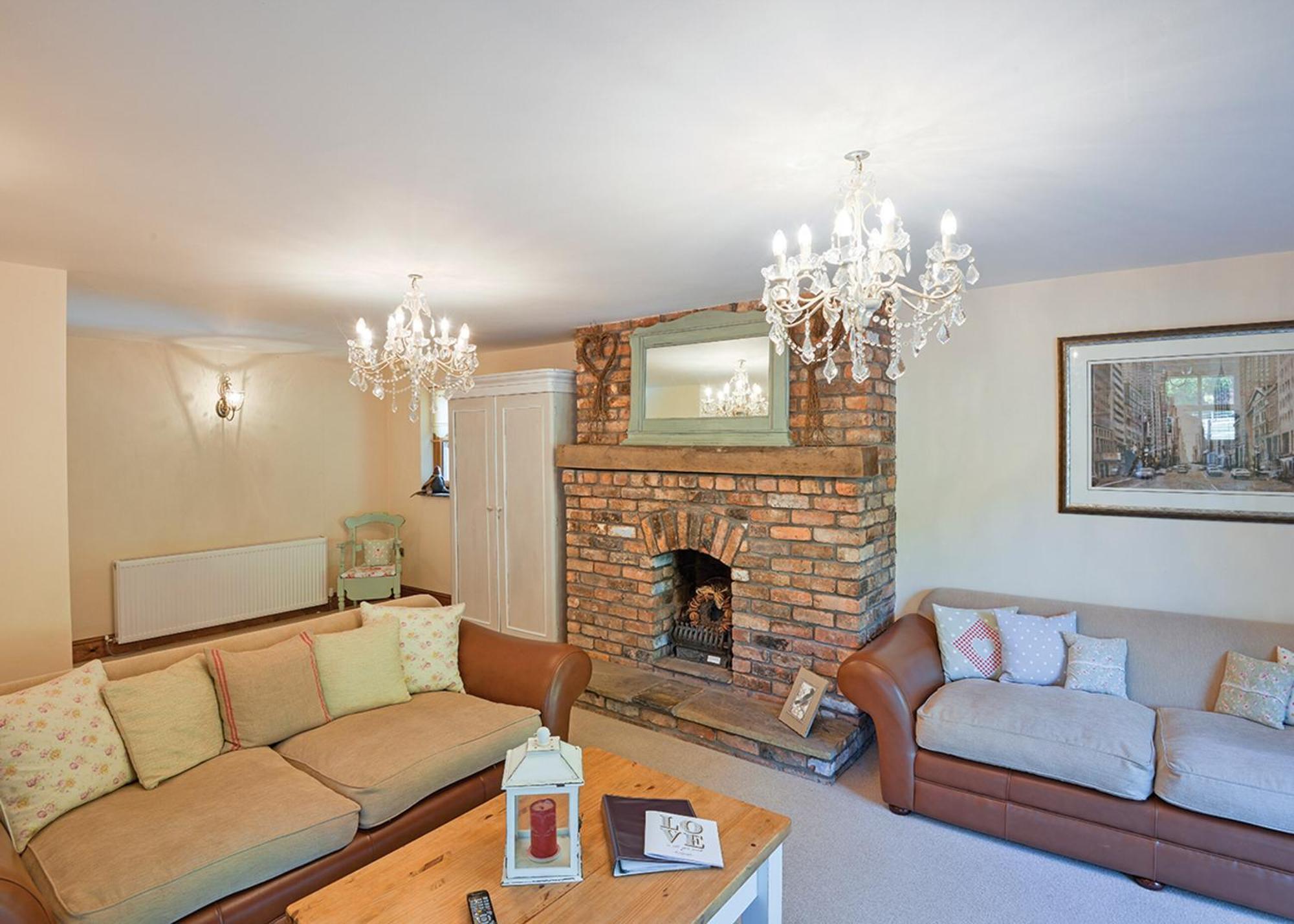 Charlesworth Lodges Glossop Quarto foto